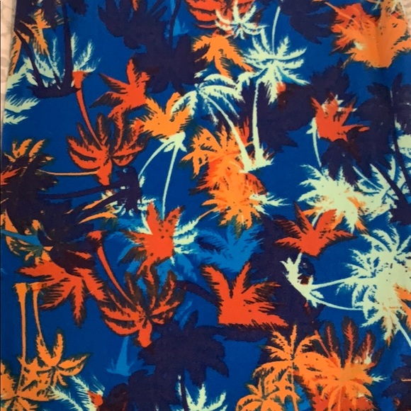 LuLaRoe Palm Tree Leggings - Picture 1 of 3